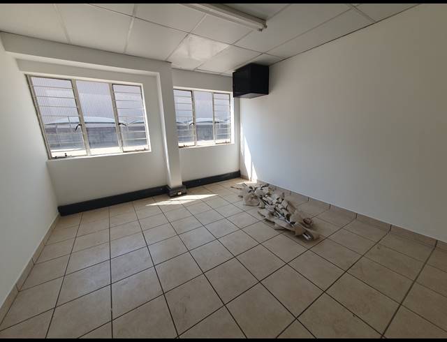 2,058M² WAREHOUSE TO LET IN CITY DEEP